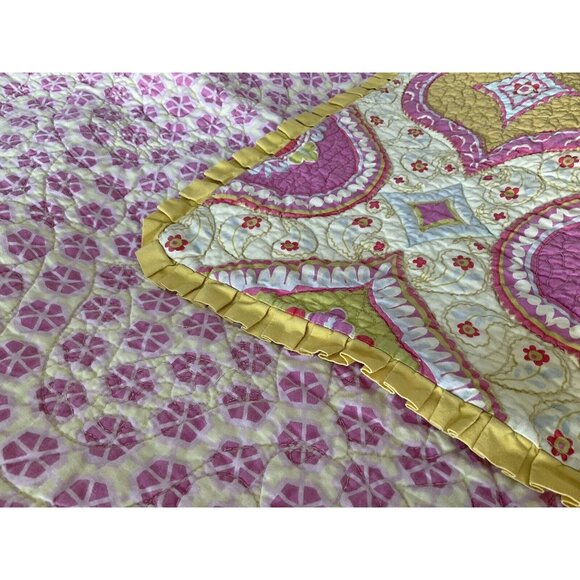 Dena Home Twin Quilt & 2 Shams Pink, Aqua, Yellow & Green Casablanca Moroccan - Picture 8 of 16